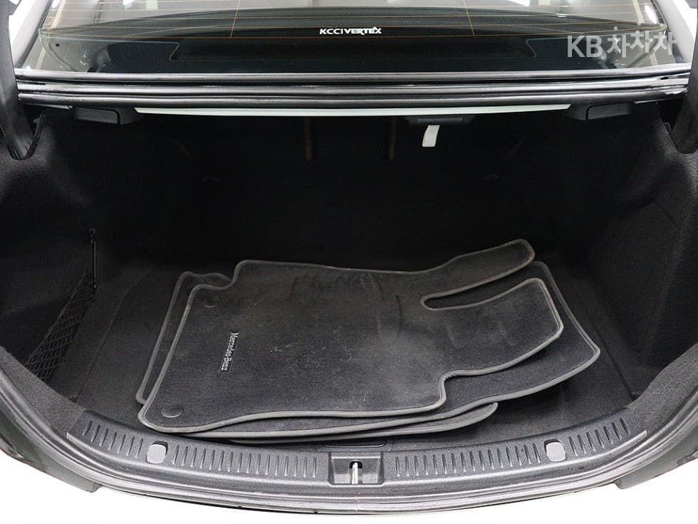 Mercedes-Benz E-Class (W213)E250 Avantgarde - 6