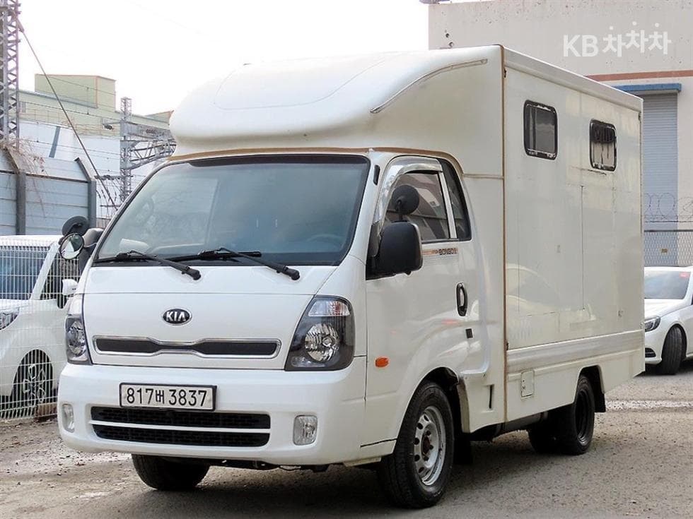 Kia Bongo 3 (light truck)워크스루Van - 2
