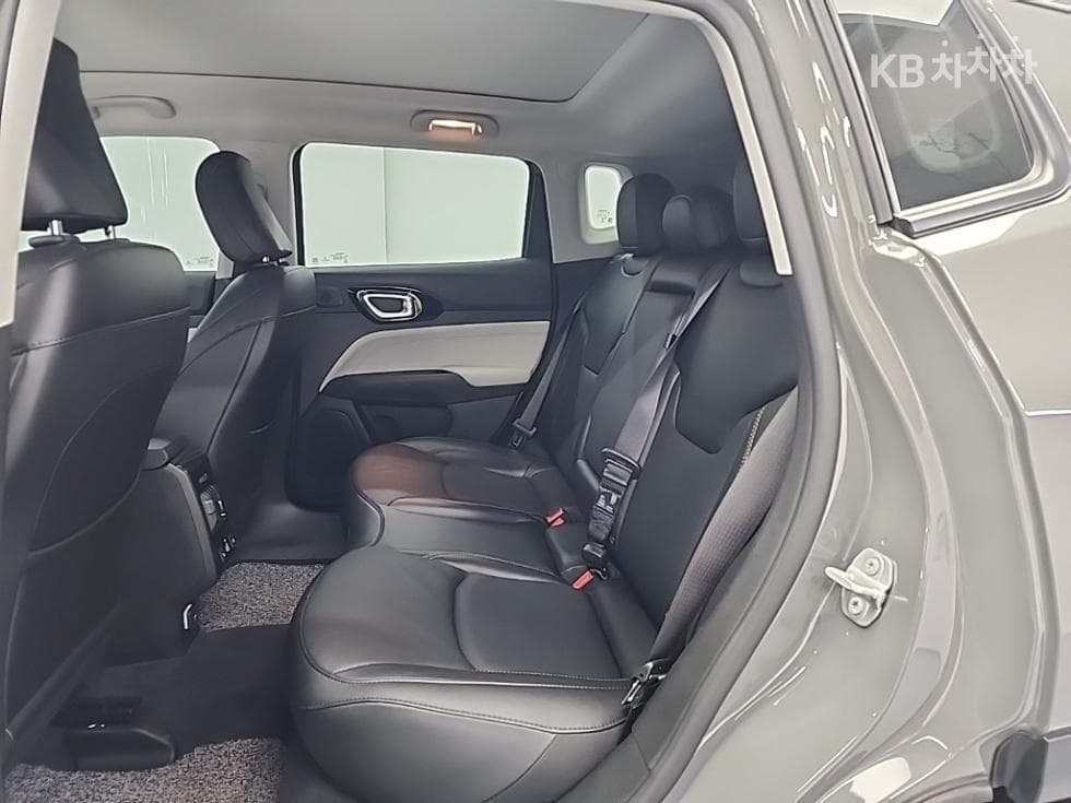 지프 올Нов 컴패스2.4 AWD Лимитиран - 12