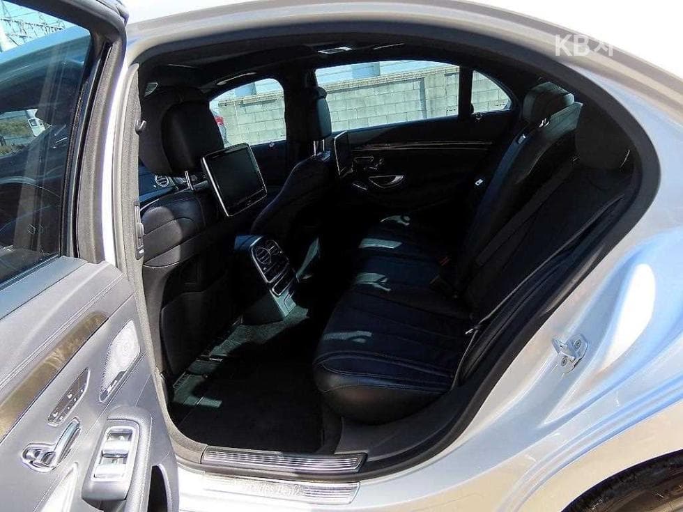 Mercedes-Benz New S-ClassS400L 4MATIC - 6