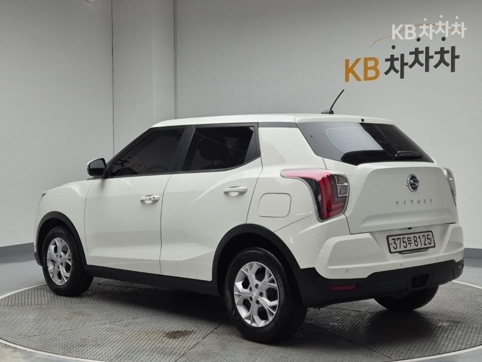КейДжи Мобилити Very New (фацелит/обновяване) ТиволиДизел V1 2WD Стандартен - 2
