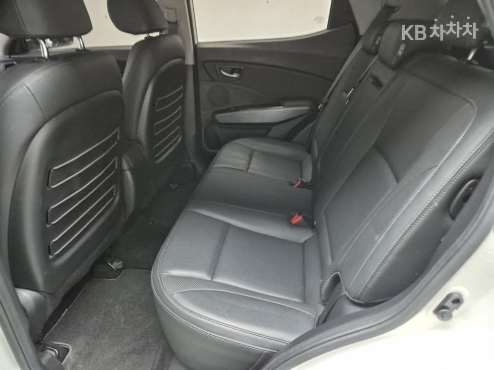 КейДжи Мобилити Very New (фацелит/обновяване) ТиволиДизел V1 2WD Стандартен - 12