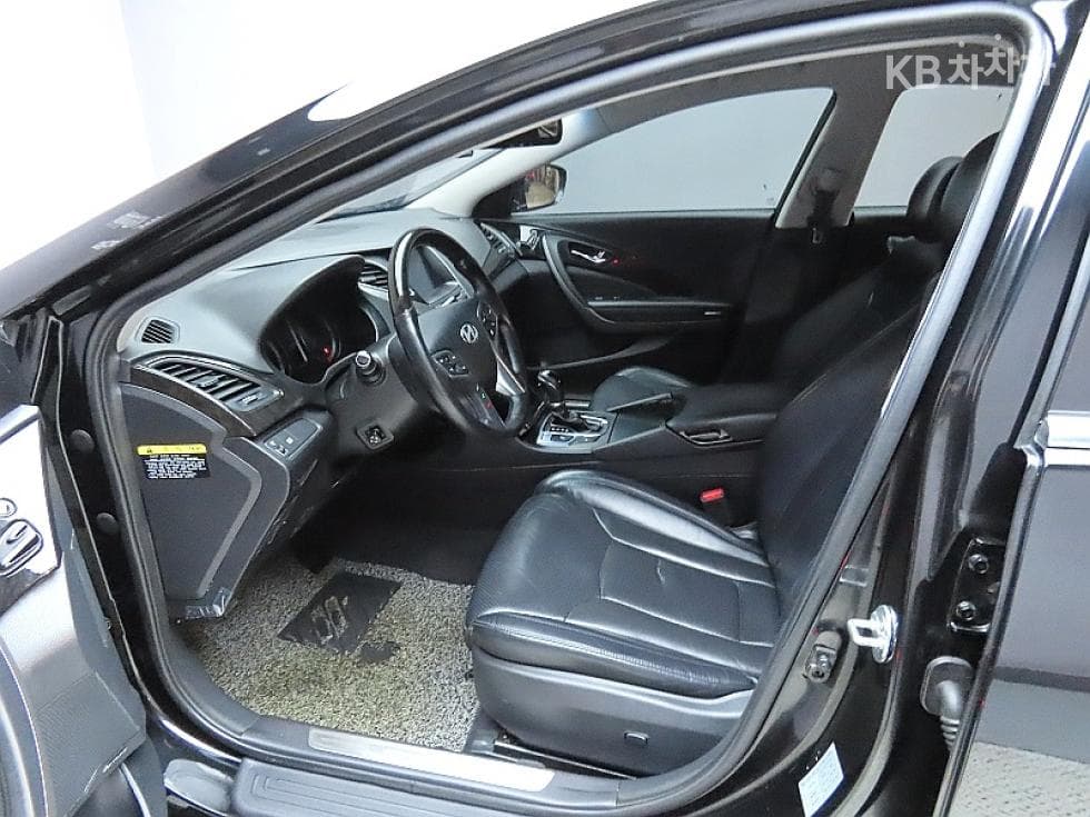 Хюндай Grandeur (Azera)HGHG220 Дизел Modern - 10