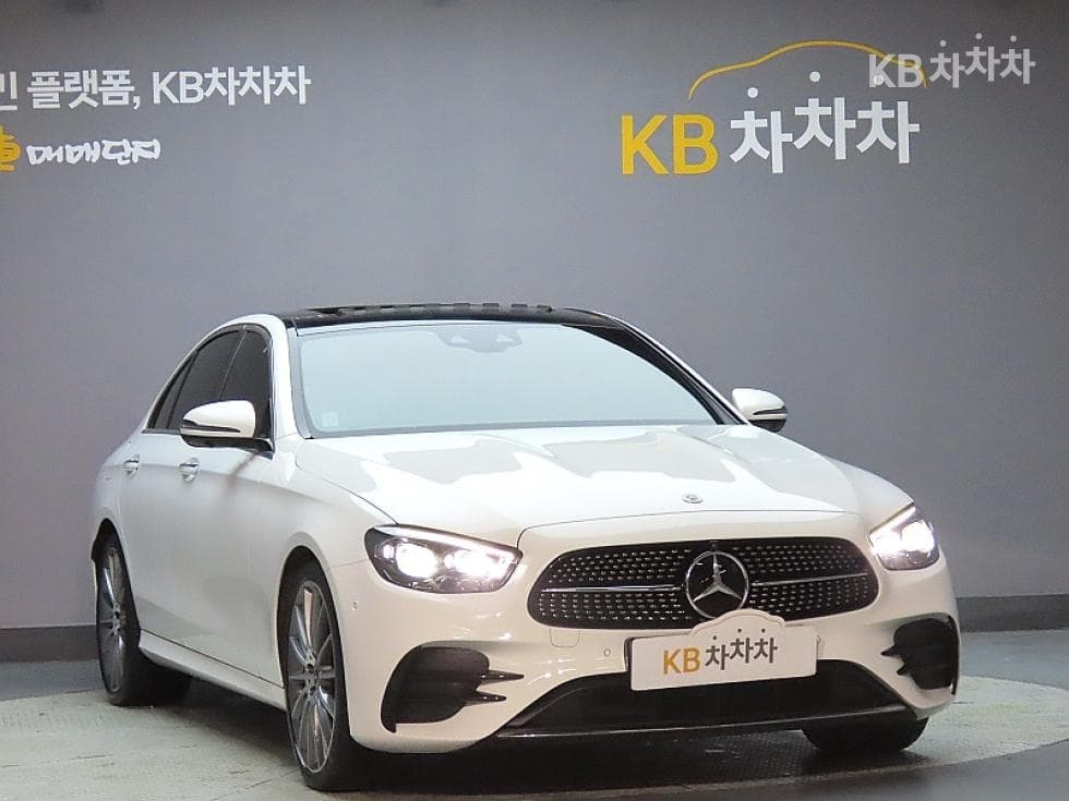 Mercedes-Benz E-Клас (W213)E220d 4MATIC AMG Line - 3