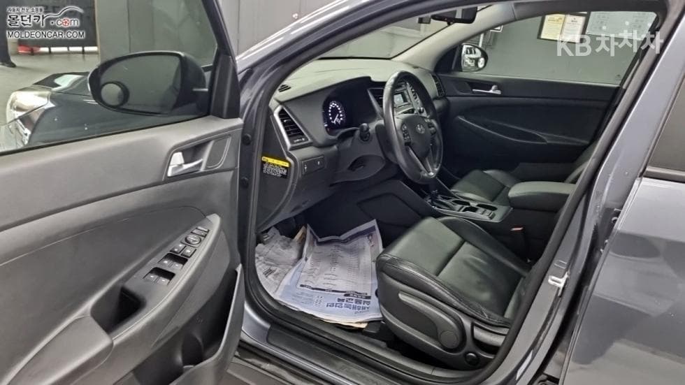 Hyundai All New TucsonDiesel(e-VGT UⅡ)1.7 2WD Modern - 9