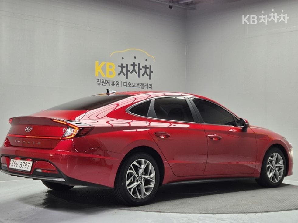 Hyundai Sonata (DN8)2.0 Premium - 6