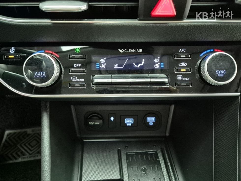 Hyundai Sonata (DN8)2.0 Premium - 11