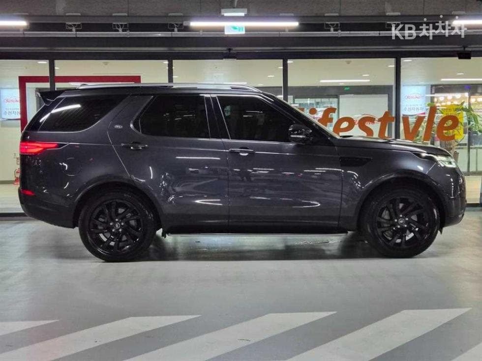 Land Rover 디스커버리53.0 SD6 HSE Luxury - 3