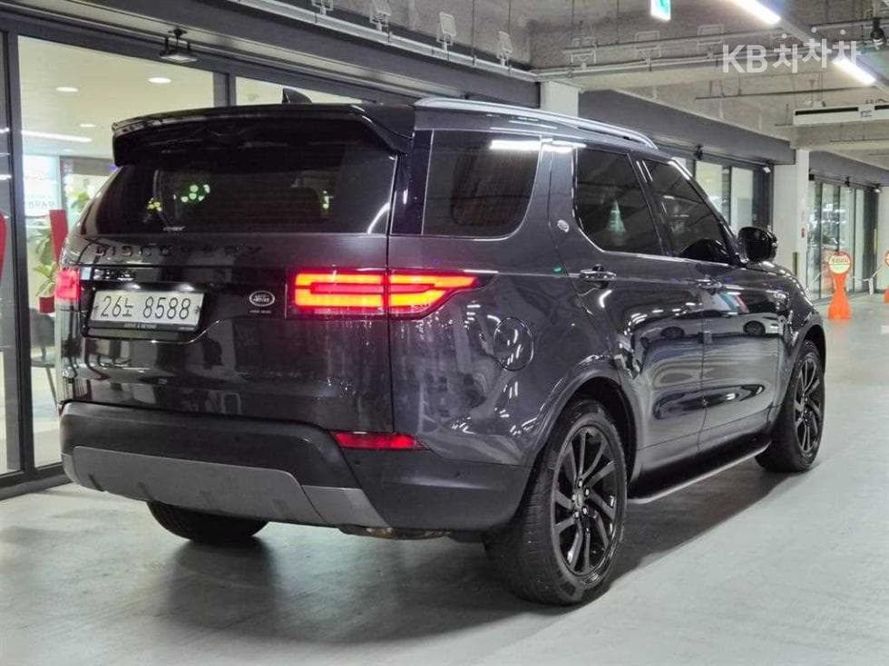 Land Rover 디스커버리53.0 SD6 HSE Luxury - 4