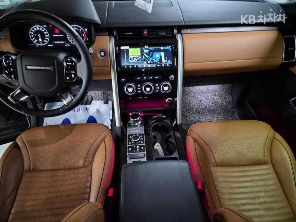 Land Rover 디스커버리53.0 SD6 HSE Luxury - 10