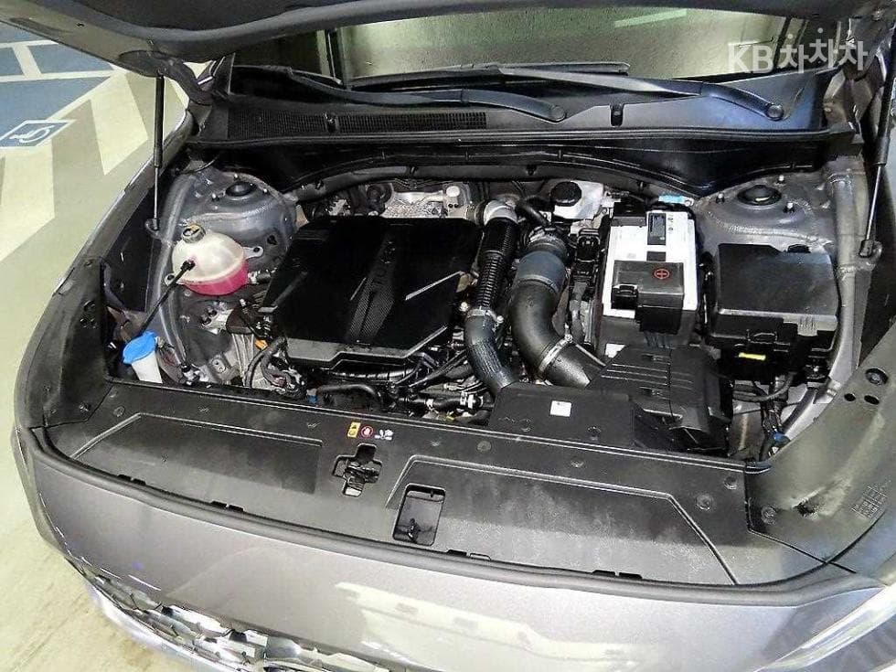 Hyundai The New (facelift) Santa Fe TMGasoline 2.5T 4WD Calligraphy - 19