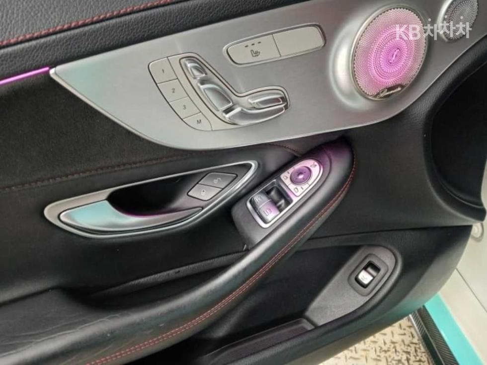 Mercedes-Benz The New (facelift) C-ClassC63 AMG Coupe W205 - 11