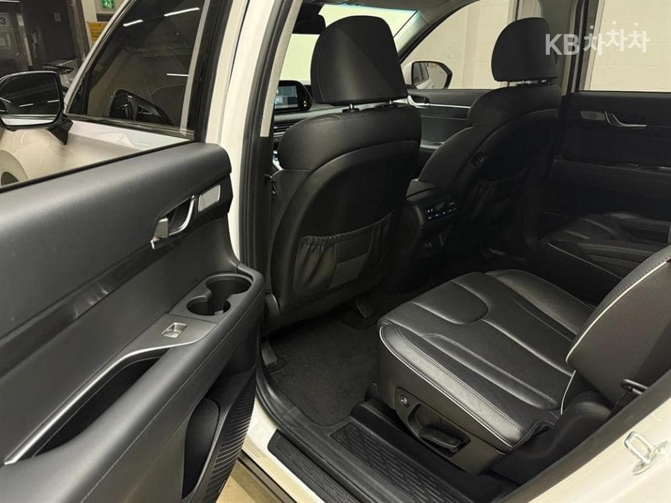 Hyundai Palisade2.2 Diesel 7-seater (Limousine) Prestige - 7