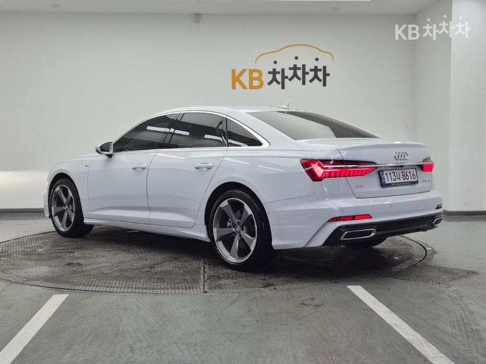 Audi A6(C8)45 TFSI Standard - 3