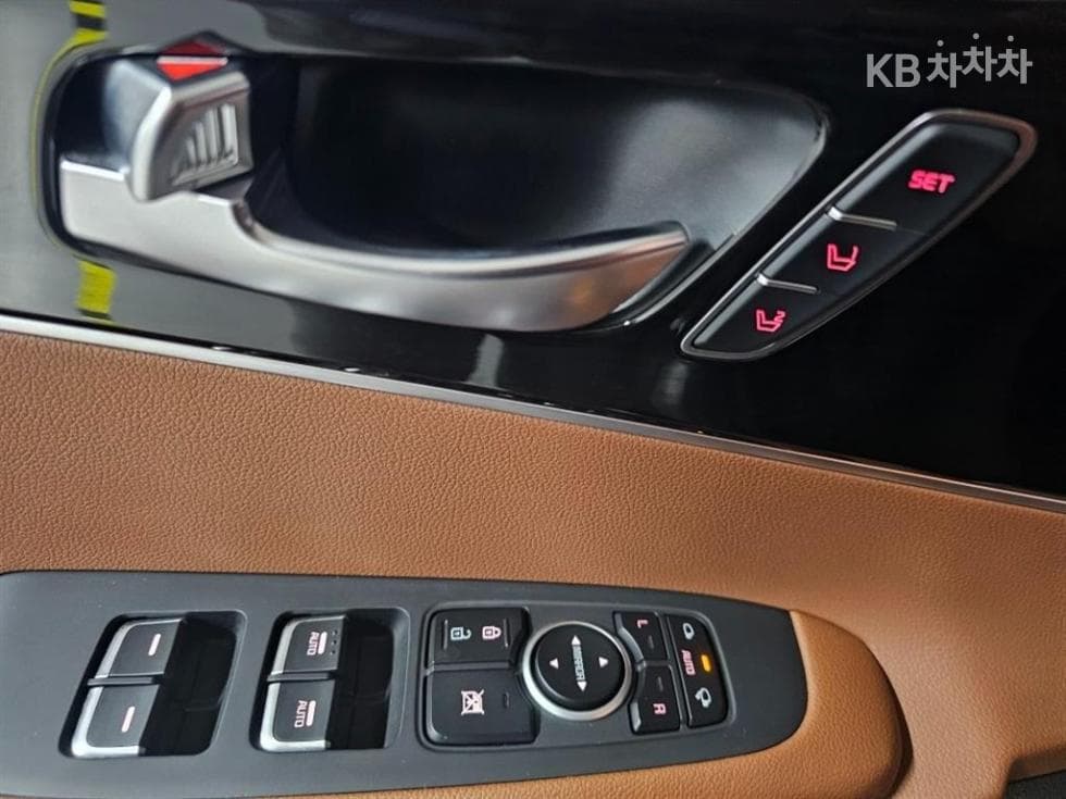 Kia The New (facelift) Sorento2.2 Diesel 2WD Noblesse Special (special feature/edition) - 12
