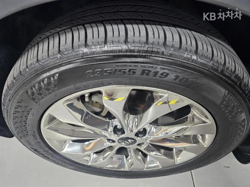 Kia The New (facelift) Sorento2.2 Diesel 2WD Noblesse Special (special feature/edition) - 19