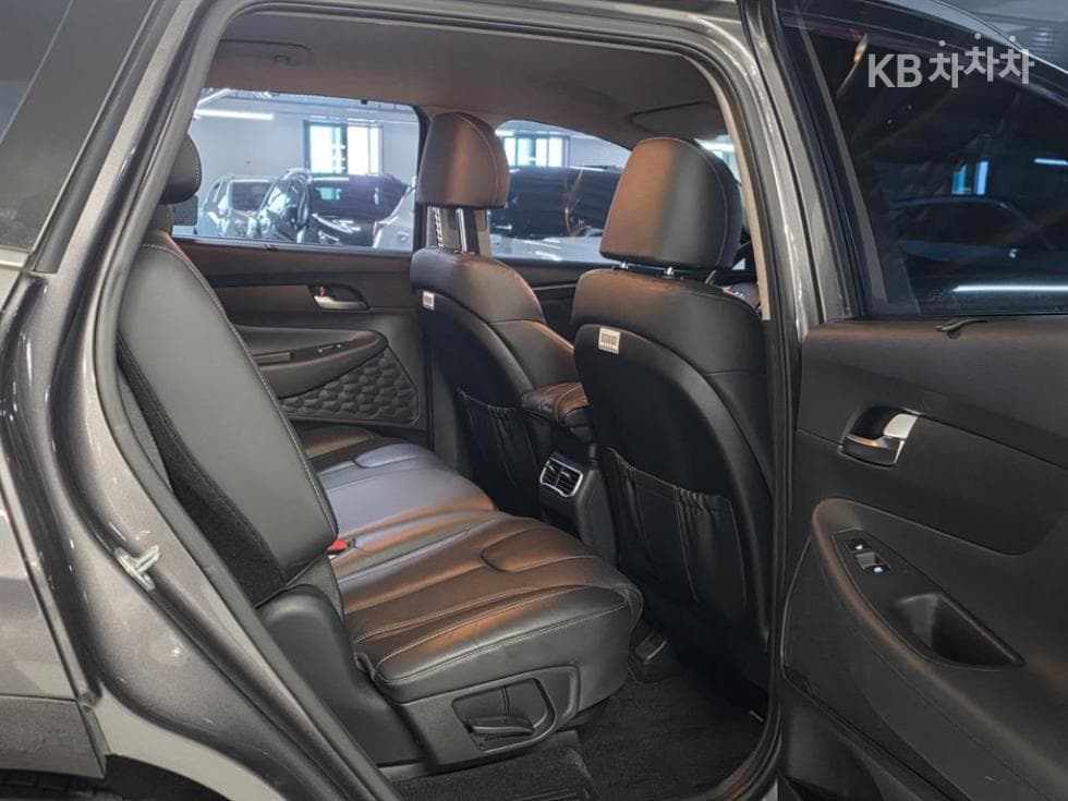Hyundai The New (facelift) Santa Fe TMDiesel 2.2 4WD Prestige - 17