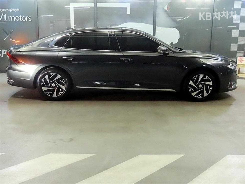 Hyundai The New (facelift) Grandeur (Azera) Hybrid2.4 Exclusive - 3