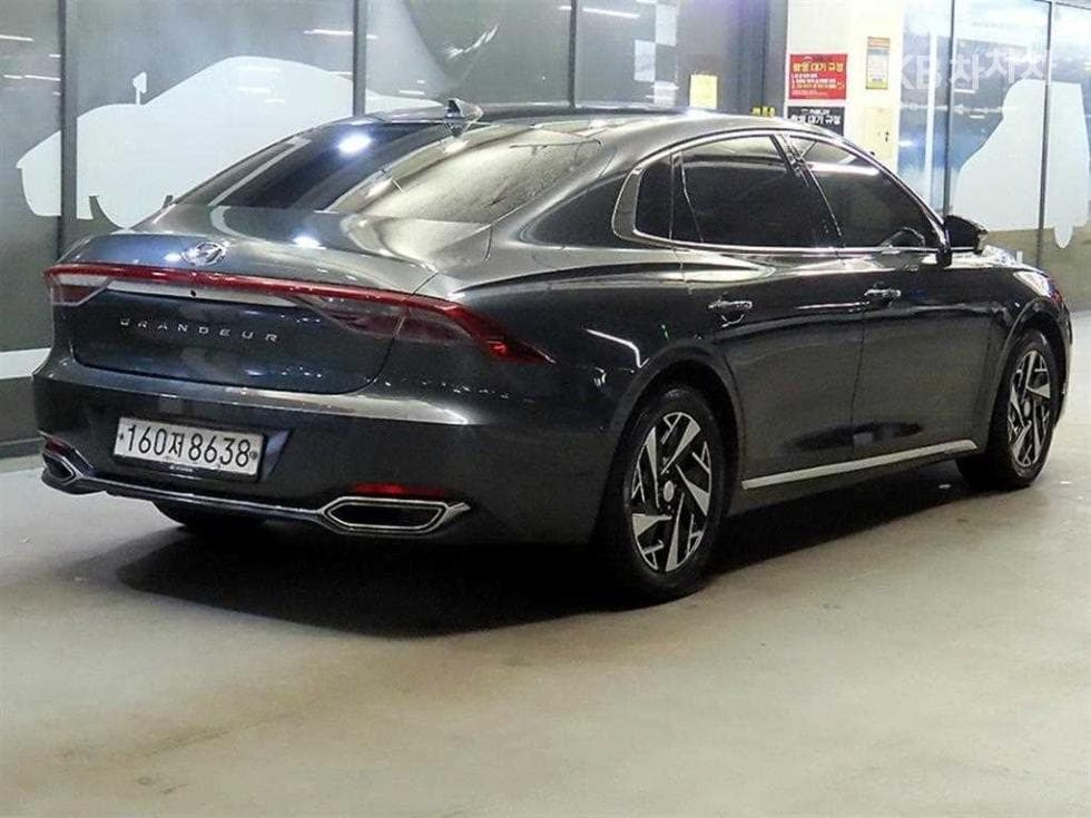 Hyundai The New (facelift) Grandeur (Azera) Hybrid2.4 Exclusive - 4