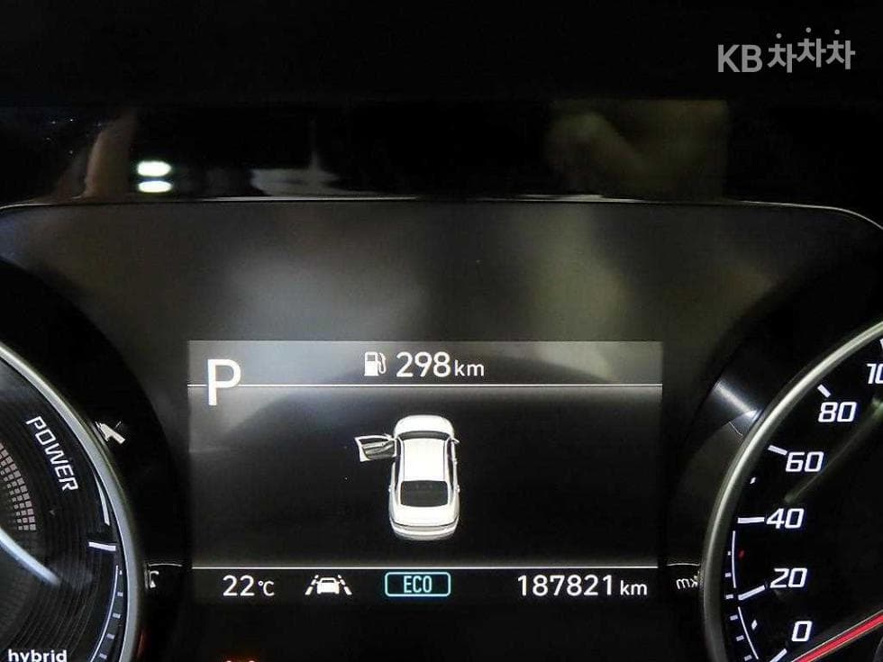 Hyundai The New (facelift) Grandeur (Azera) Hybrid2.4 Exclusive - 9