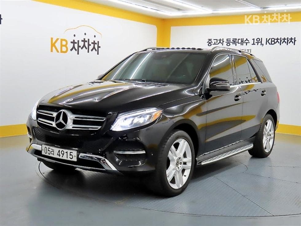 Mercedes-Benz GLE(W166) 350 d 4Matic Standard - Image 1