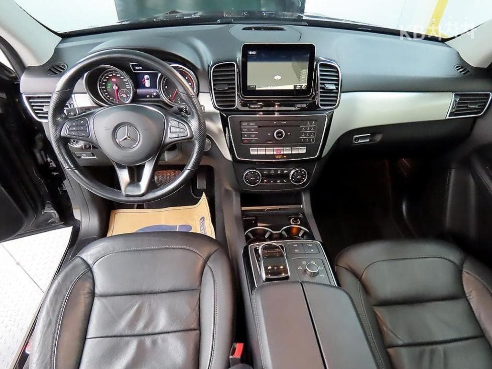 Mercedes-Benz GLE(W166)350 d 4Matic Standard - 7