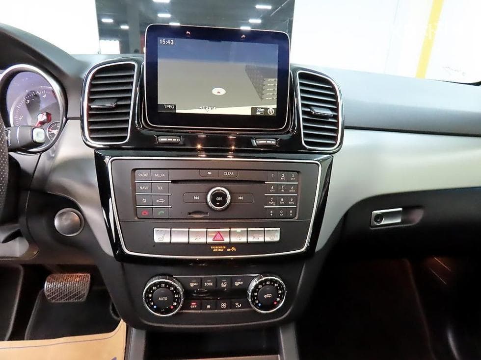 Mercedes-Benz GLE(W166)350 d 4Matic Standard - 13