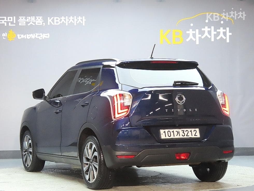 KG Mobility Very New (facelift/refresh; particularly for Tivoli) TivoliGasoline V5 2WD Standard - 4