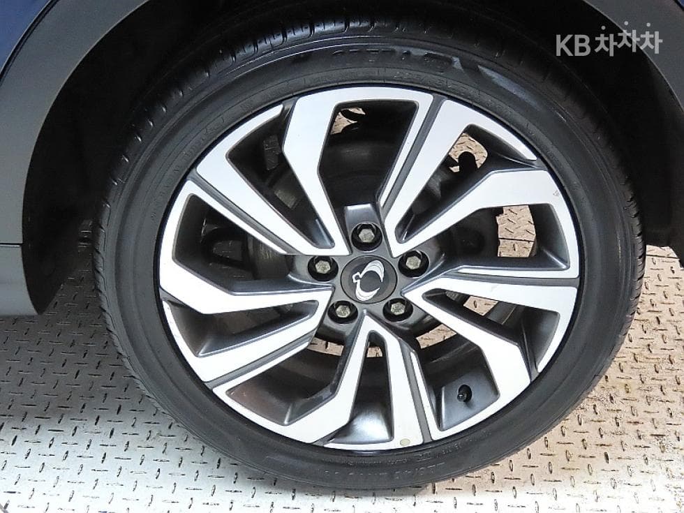 KG Mobility Very New (facelift/refresh; particularly for Tivoli) TivoliGasoline V5 2WD Standard - 20