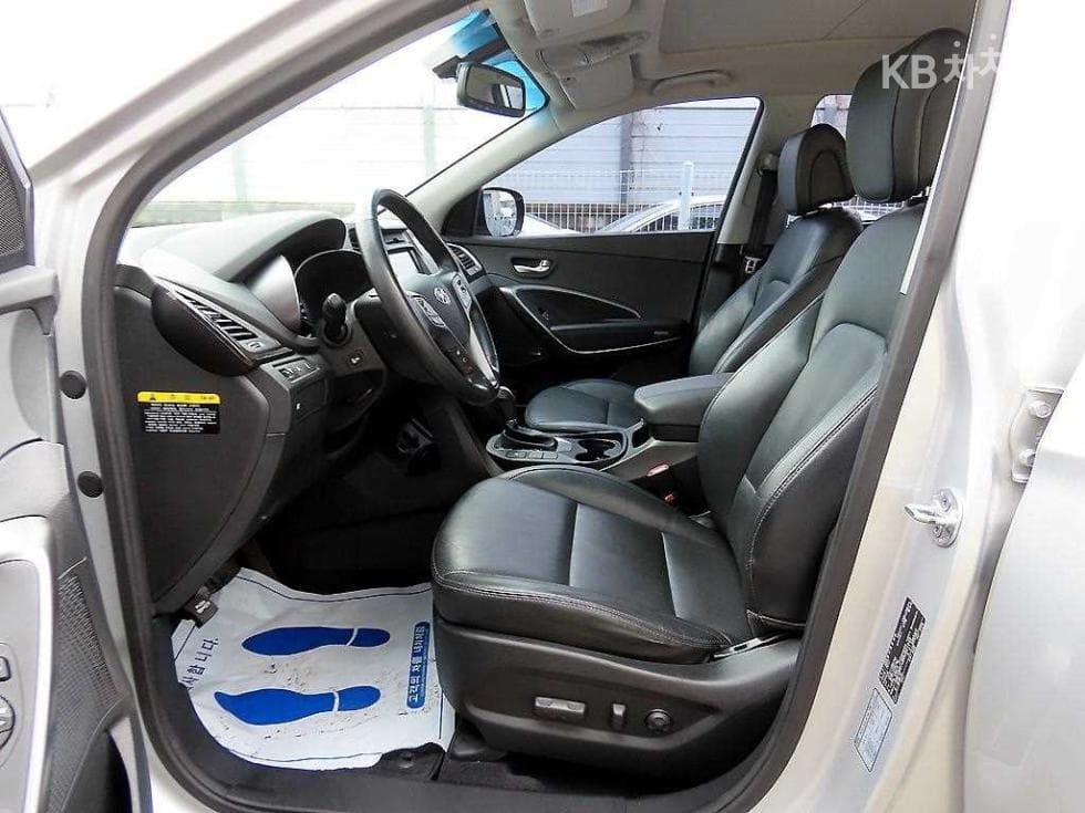 Hyundai Santa Fe DMHyundai R-engine 2.0 diesel 2WD PREMIUM Standard - 5
