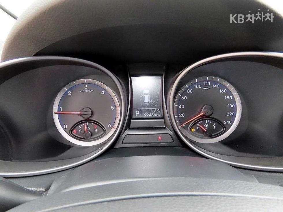 Hyundai Santa Fe DMHyundai R-engine 2.0 diesel 2WD PREMIUM Standard - 9