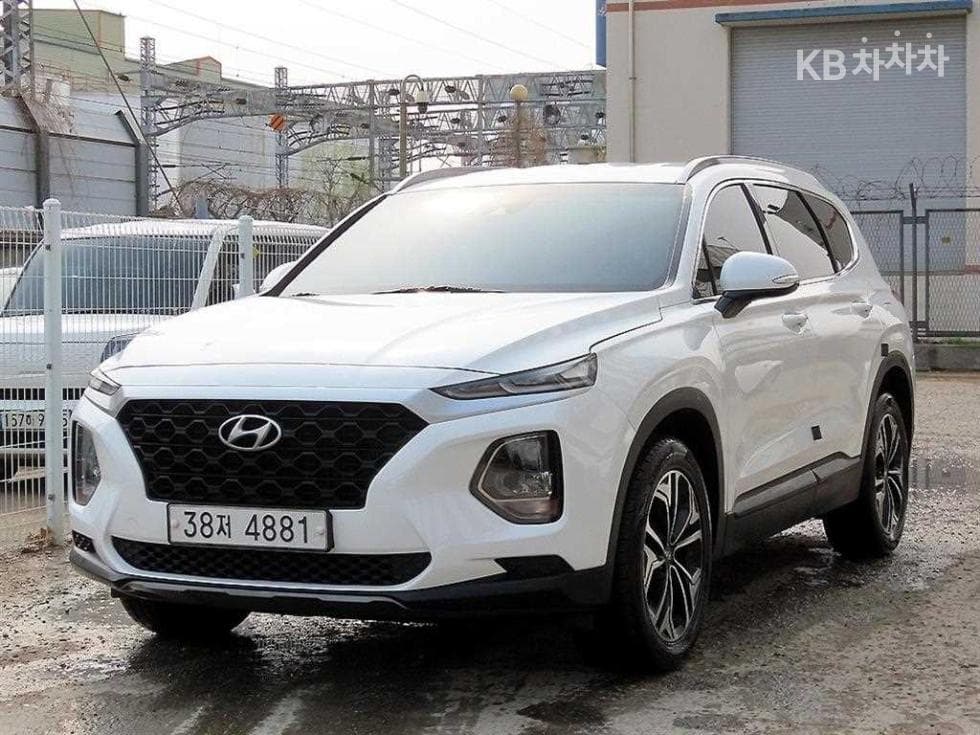 Hyundai Santa Fe TM Diesel 2.0 2WD Exclusive - Image 1