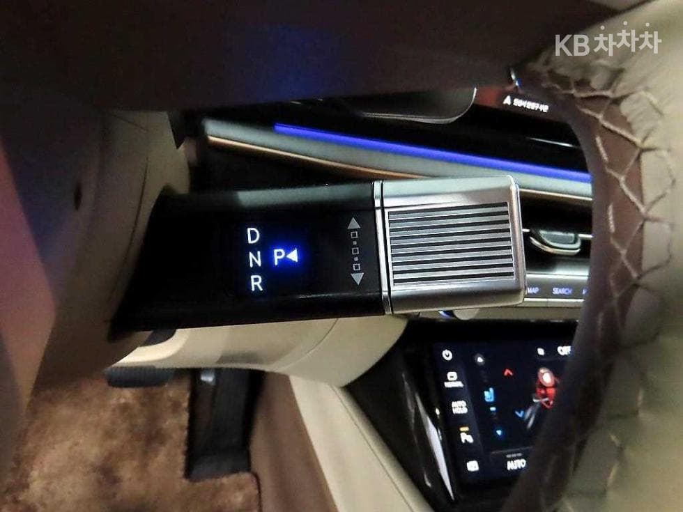 Hyundai The All New Grandeur (Azera)2.5L gasoline 2WD Calligraphy - 10