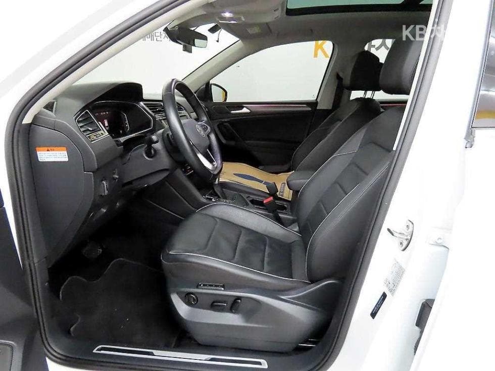 Volkswagen Tiguan Allspace2.0 Turbocharged Stratified Injection (VW) Prestige - 5
