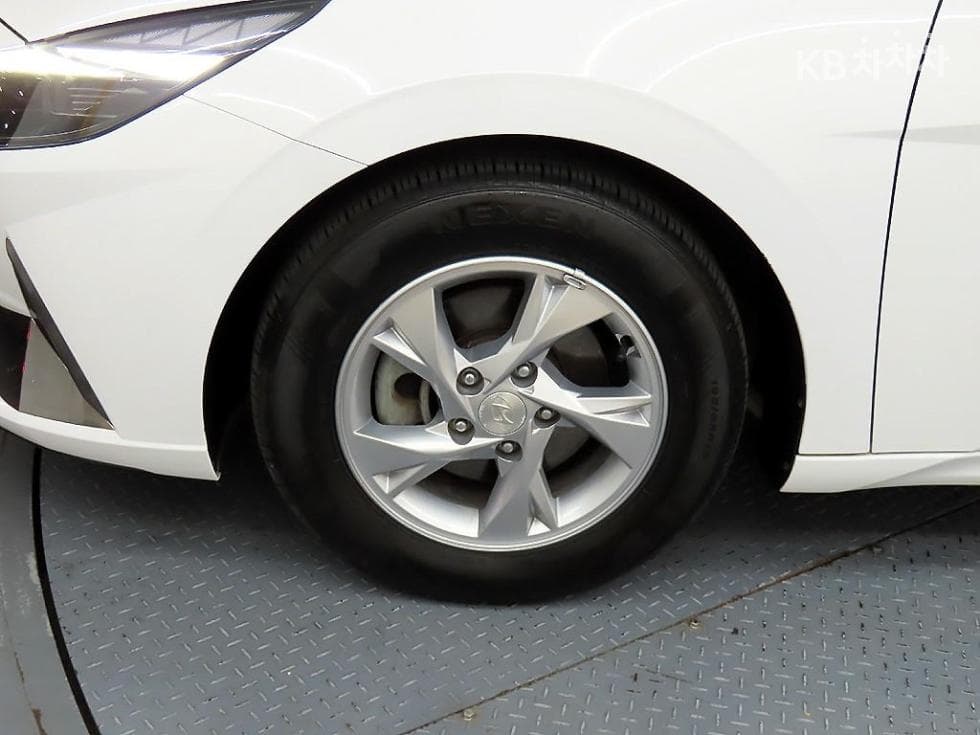 Hyundai All New Avante (Elantra)(CN7)1.6 Gasoline Smart - 20