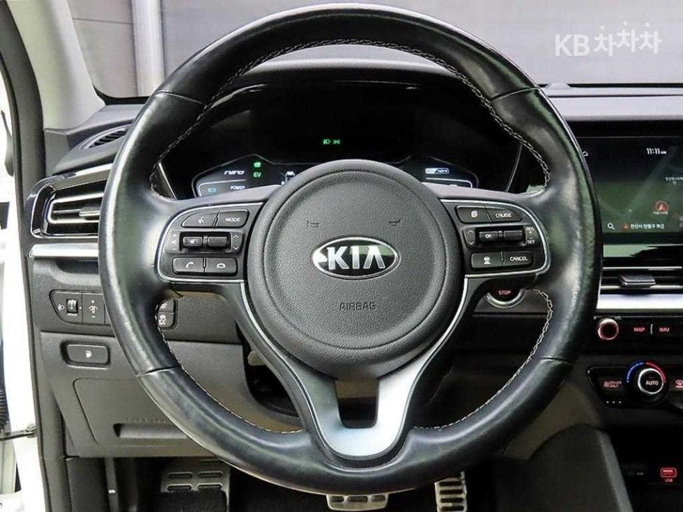 Киа The New (фейслифт) Ниро1.6 HEV Noblesse Специал (специален признак/издание) - 10
