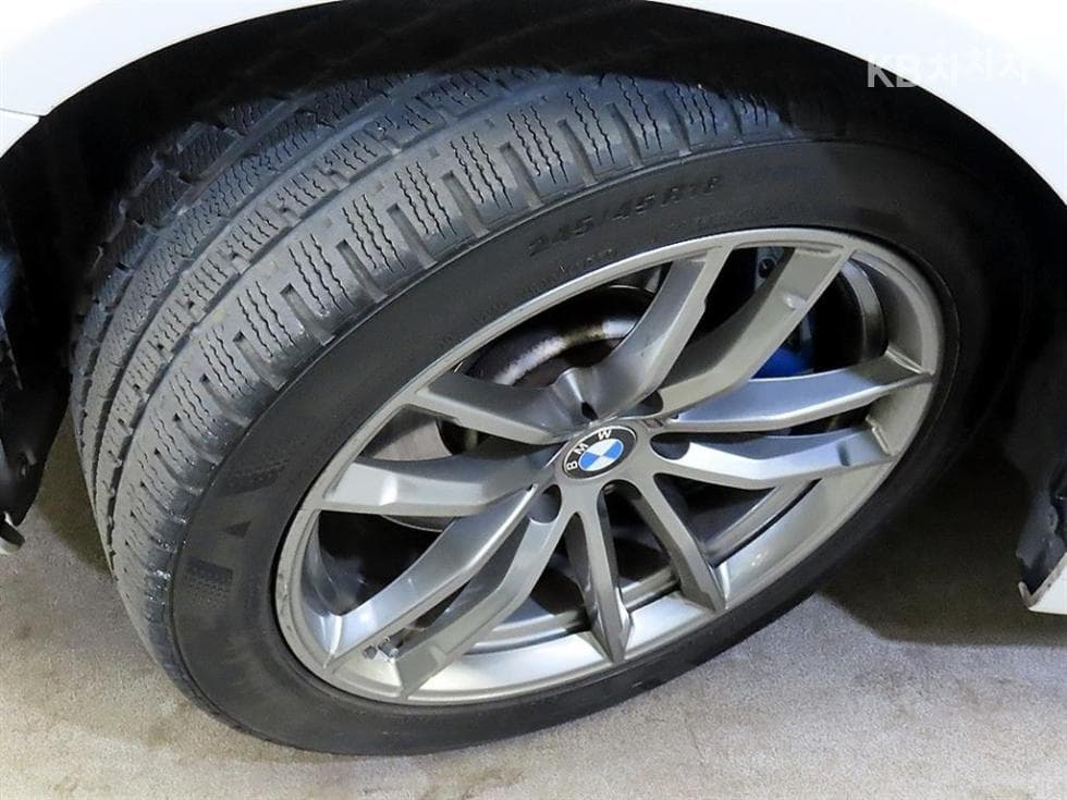 BMW 올New5 Series (G30)530e M Sport - 20