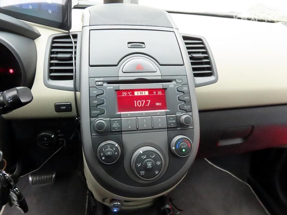 Kia Soul1.6 2U COOL - 10