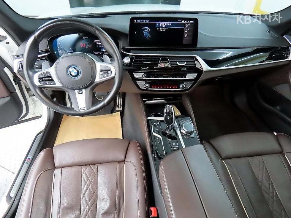 BMW 올New5 Series (G30)530e M Sport - 7