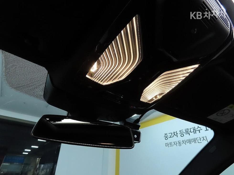 BMW 올New5 Series (G30)530e M Sport - 16