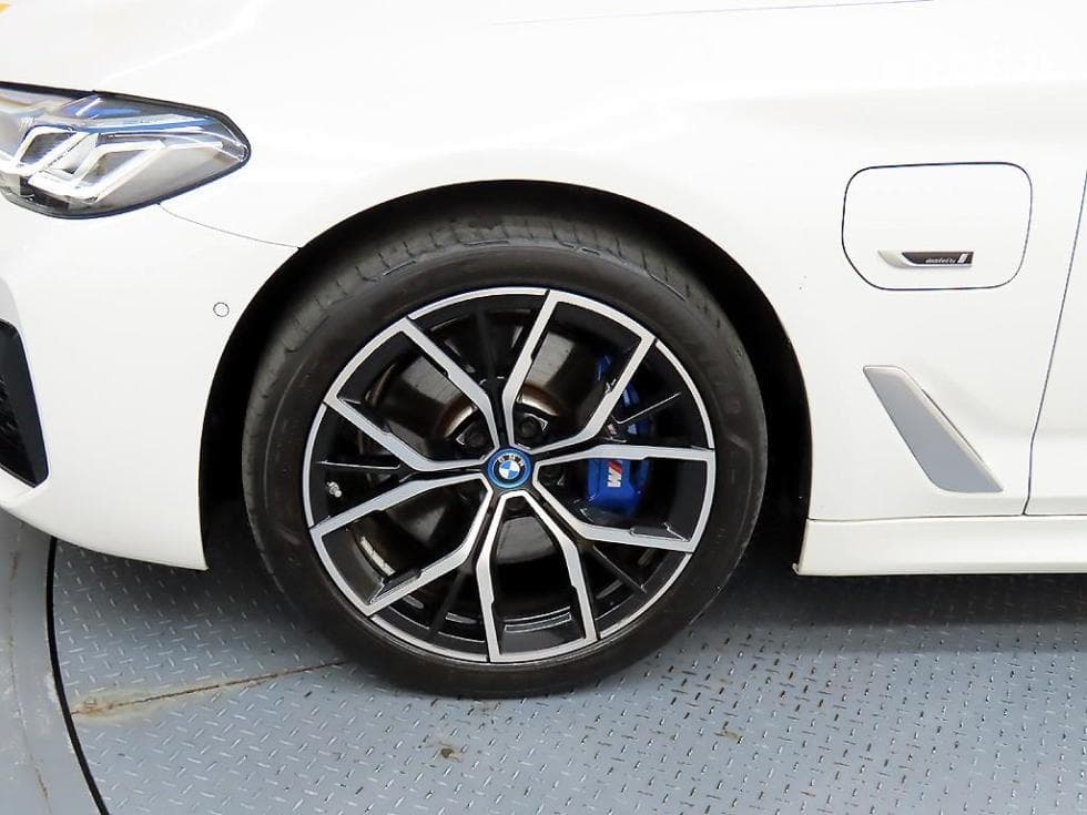 BMW 올New5 Series (G30)530e M Sport - 20