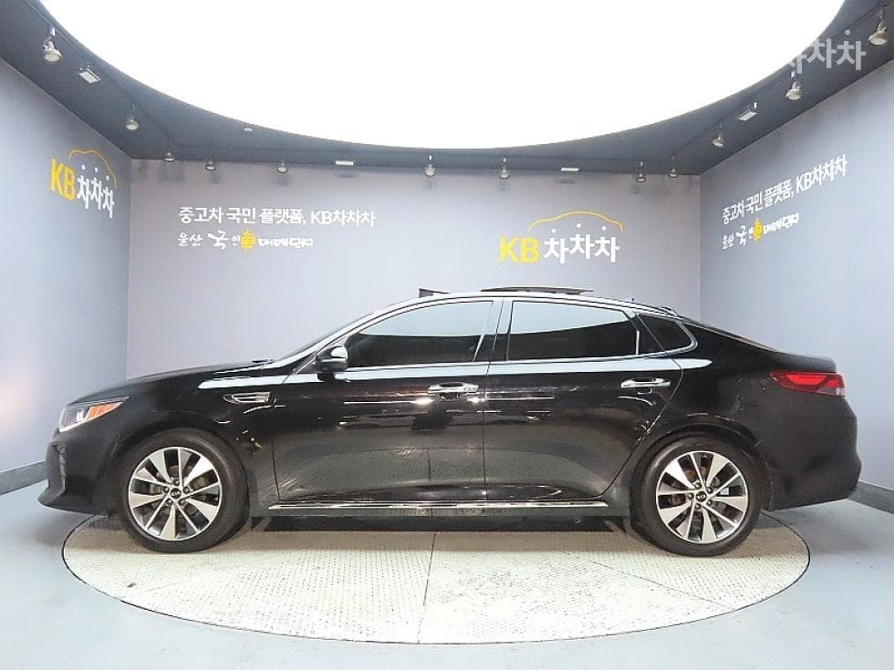 Kia K5 Second generationRental car 2.0 LPI SX Noblesse - 5