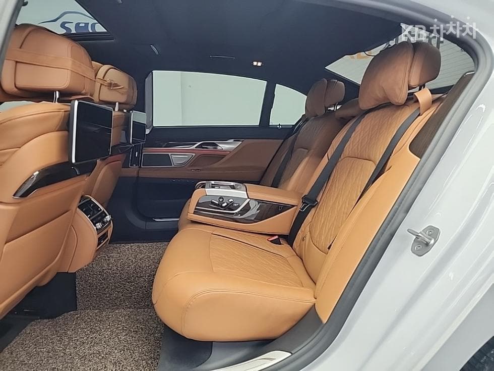 BMW 7시리즈 (G11)740Li xDrive Design Pure Excellence - 12