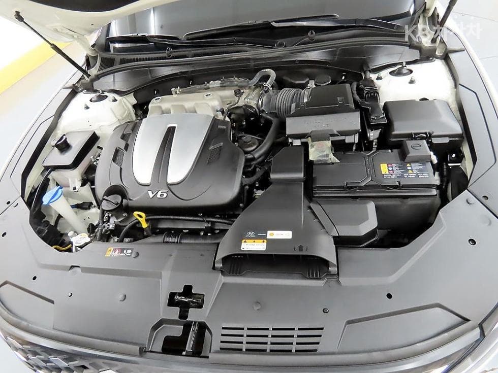 Hyundai The New (facelift) Grandeur (Azera)LPi 3.0 Premium - 19