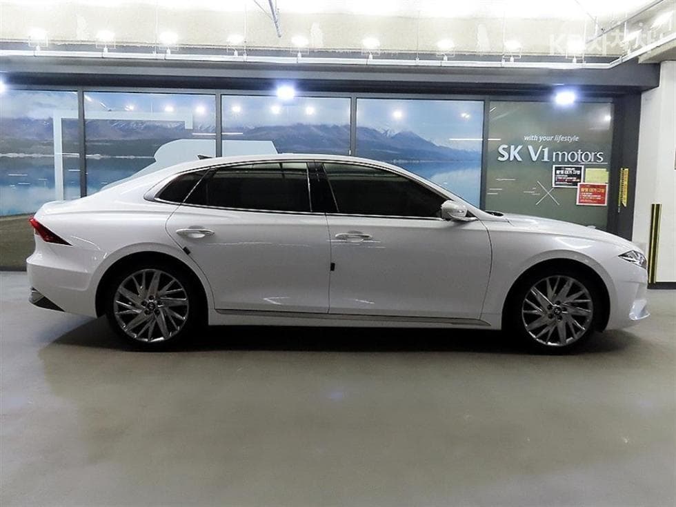 Hyundai The New (facelift) Grandeur (Azera)2.5 Calligraphy - 3