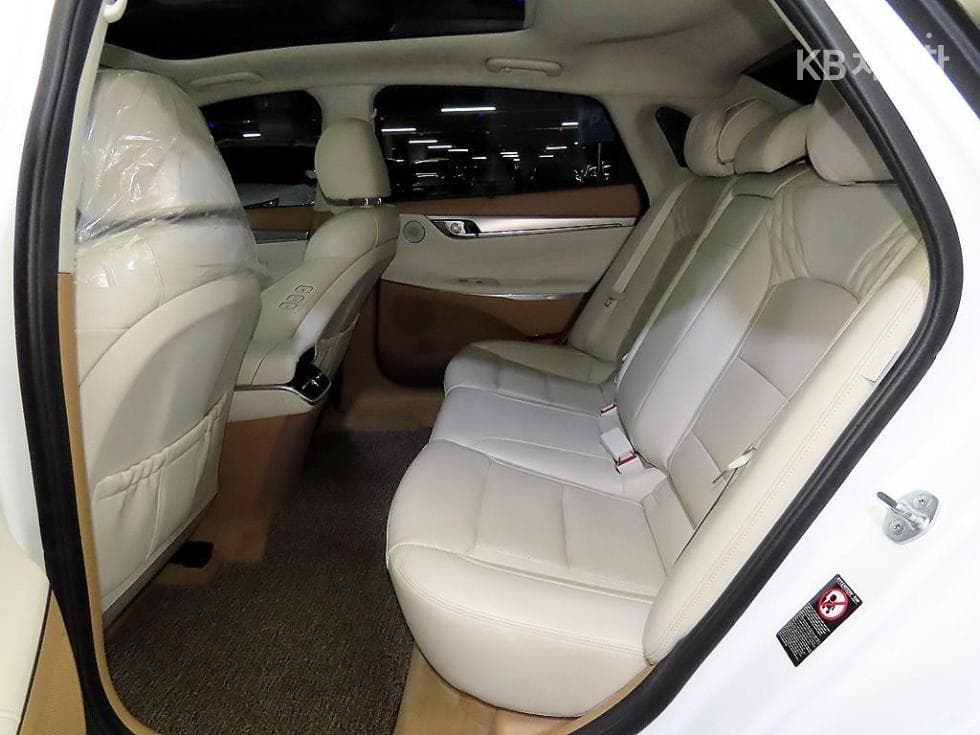Hyundai The New (facelift) Grandeur (Azera)2.5 Calligraphy - 7