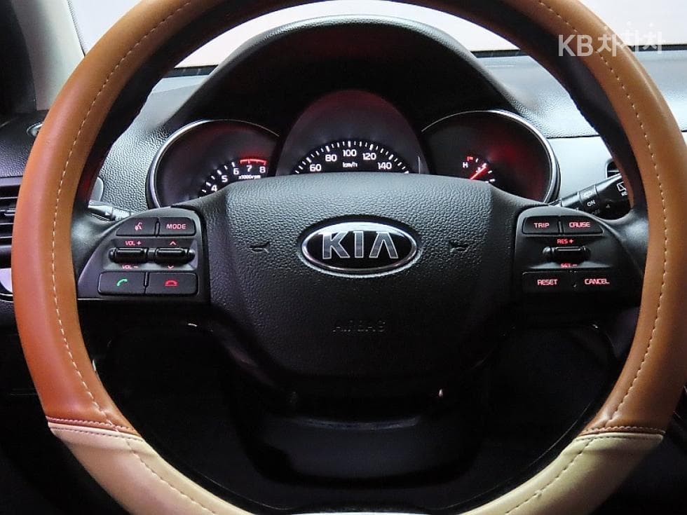 Kia The New (facelift) Morning / PicantoLuxury - 18