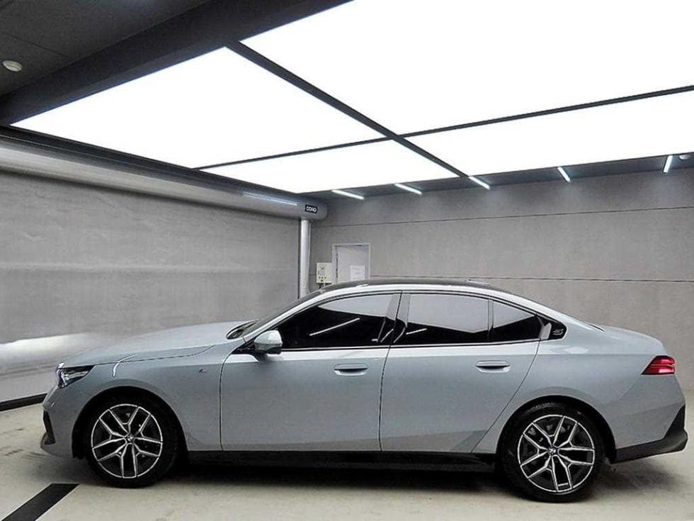 BMW New5 Series(G60)520i M Sport - 4