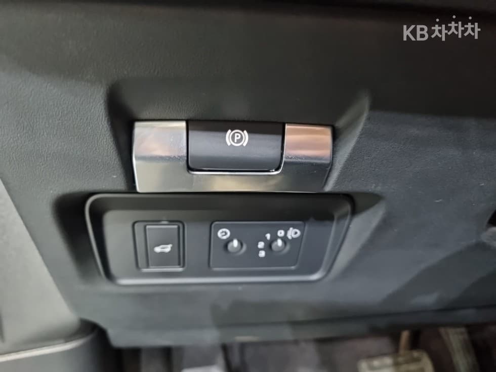 Land Rover 디스커버리 스포츠 Второ поколениеD200 S - 16