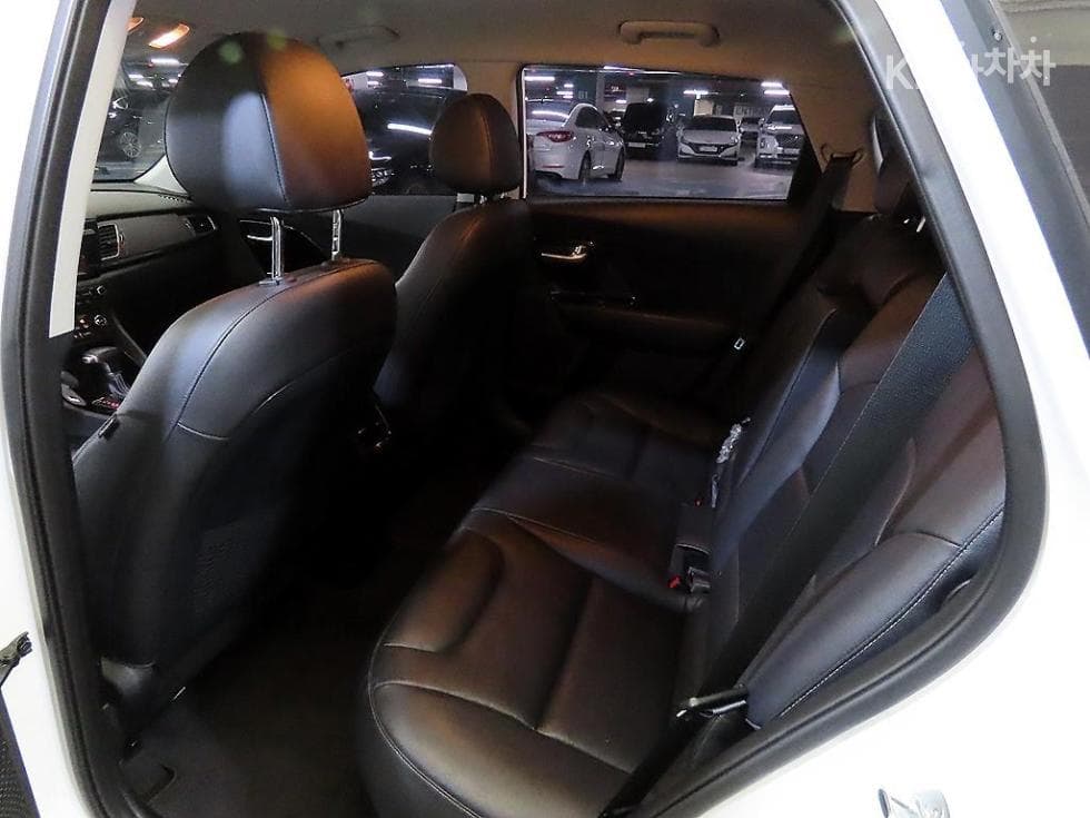 Kia Niro1.6 Prestige - 7